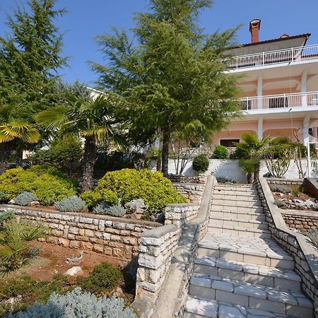 Apartments Slavica Rabac Εξωτερικό φωτογραφία