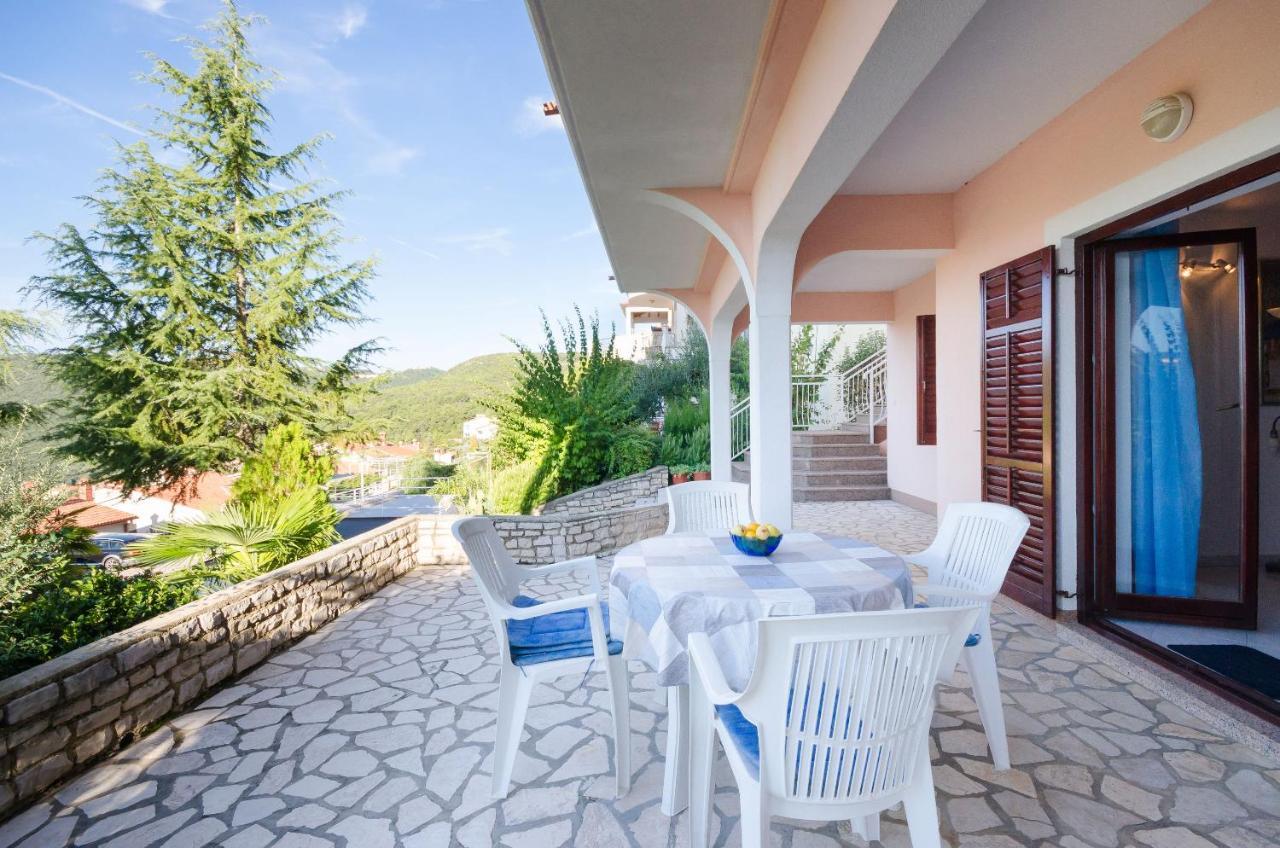 Apartments Slavica Rabac Εξωτερικό φωτογραφία