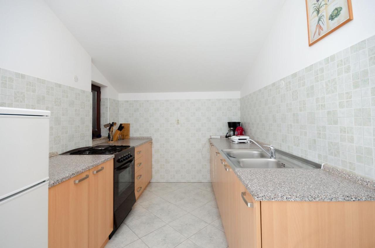 Apartments Slavica Rabac Εξωτερικό φωτογραφία