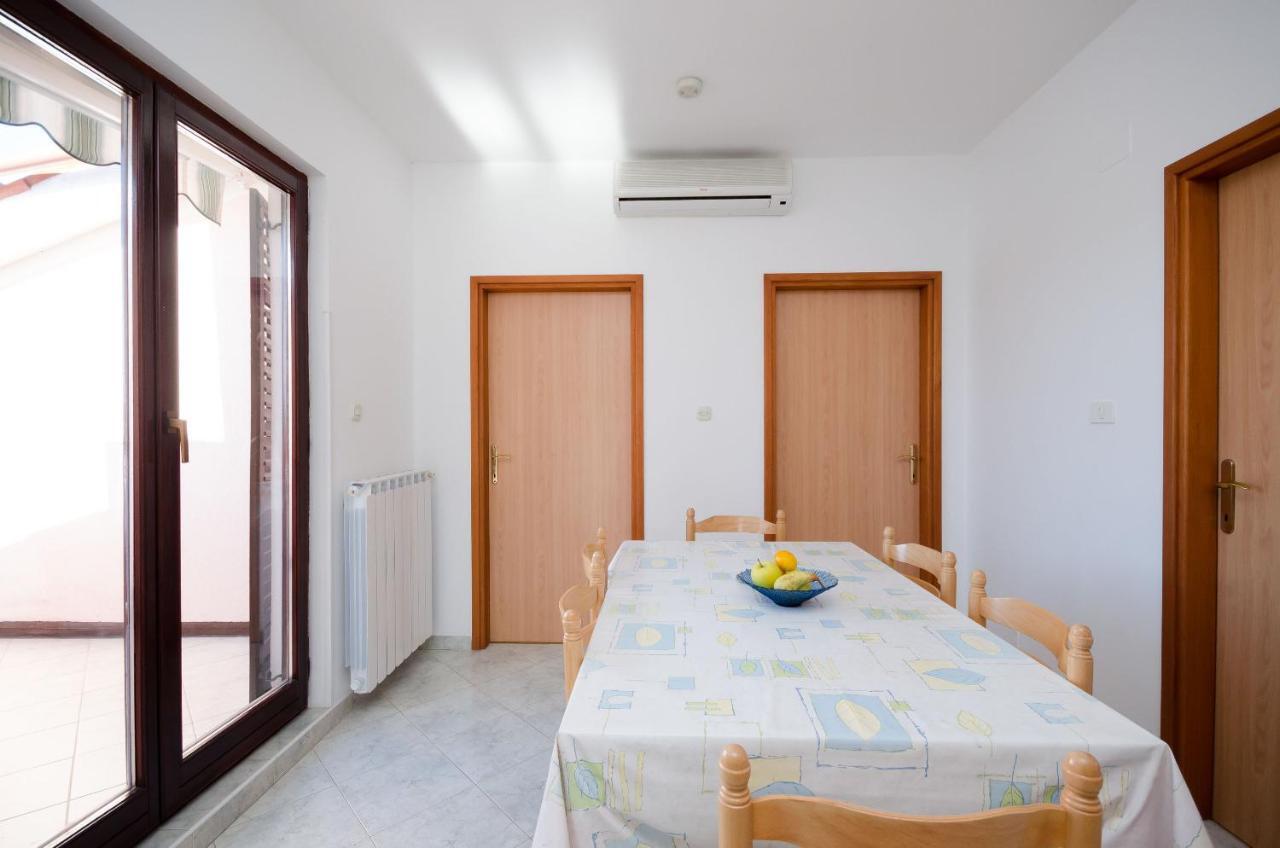 Apartments Slavica Rabac Εξωτερικό φωτογραφία